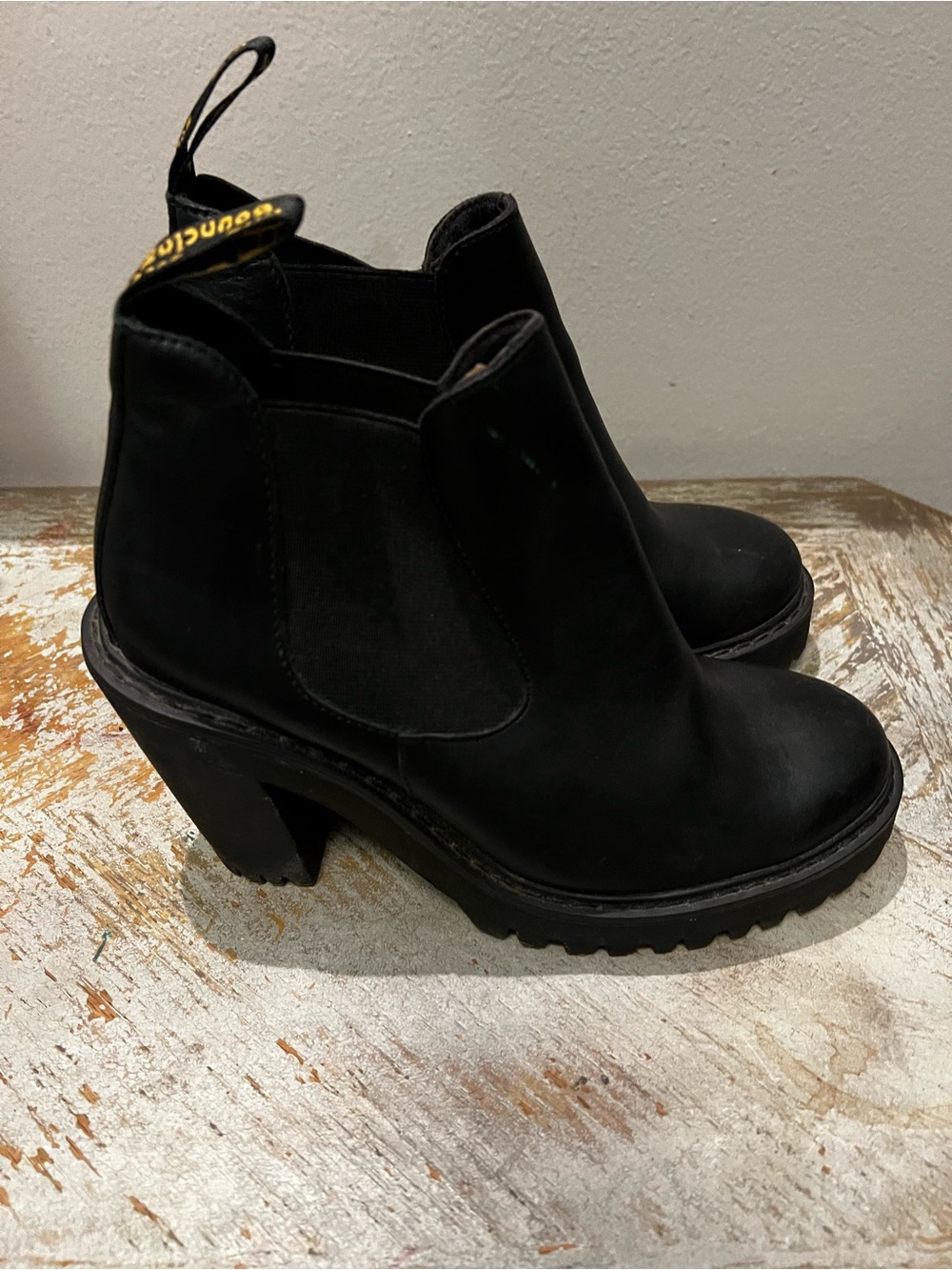 Dr. Martens Black Leather Chelsea Heeled Ankle Boots Grunge Goth Whimsigoth - Picture 5 of 11